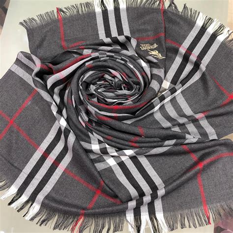 pashmina tipo burberry|The Burberry Scarf .